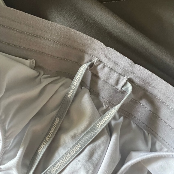 Nike Running Shorts - Picture 7 of 10